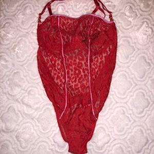 Hot! Victoria’s Secret Bodysuit 34C NWT!